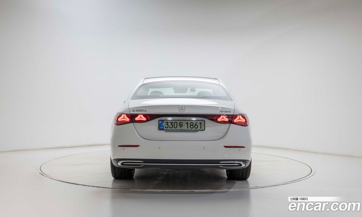 Mercedes-Benz E-Class W214 фото 4