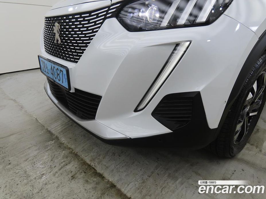 Peugeot e-2008 2nd Gen фото 15
