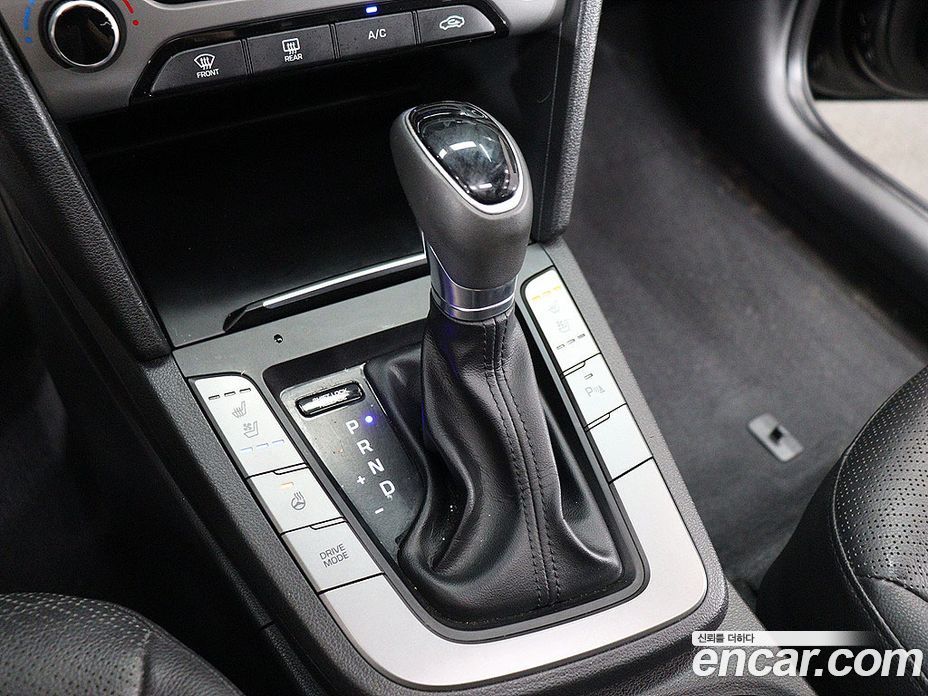 Hyundai Avante (AD) 6th Gen фото 9
