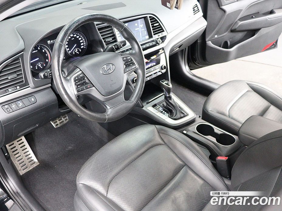 Hyundai Avante (AD) 6th Gen фото 15