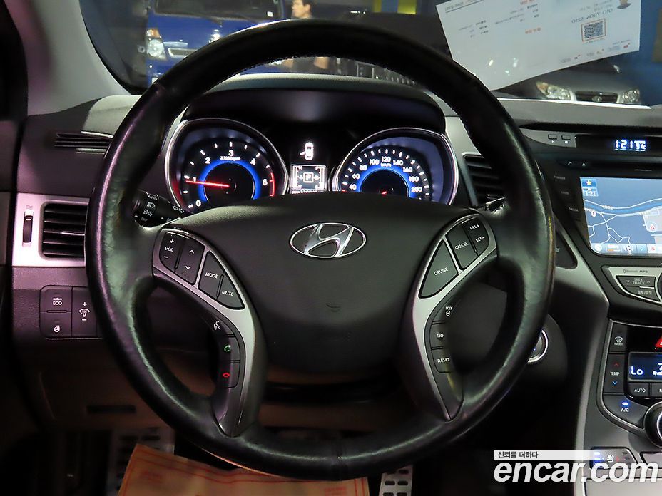 Hyundai The New Avante фото 16
