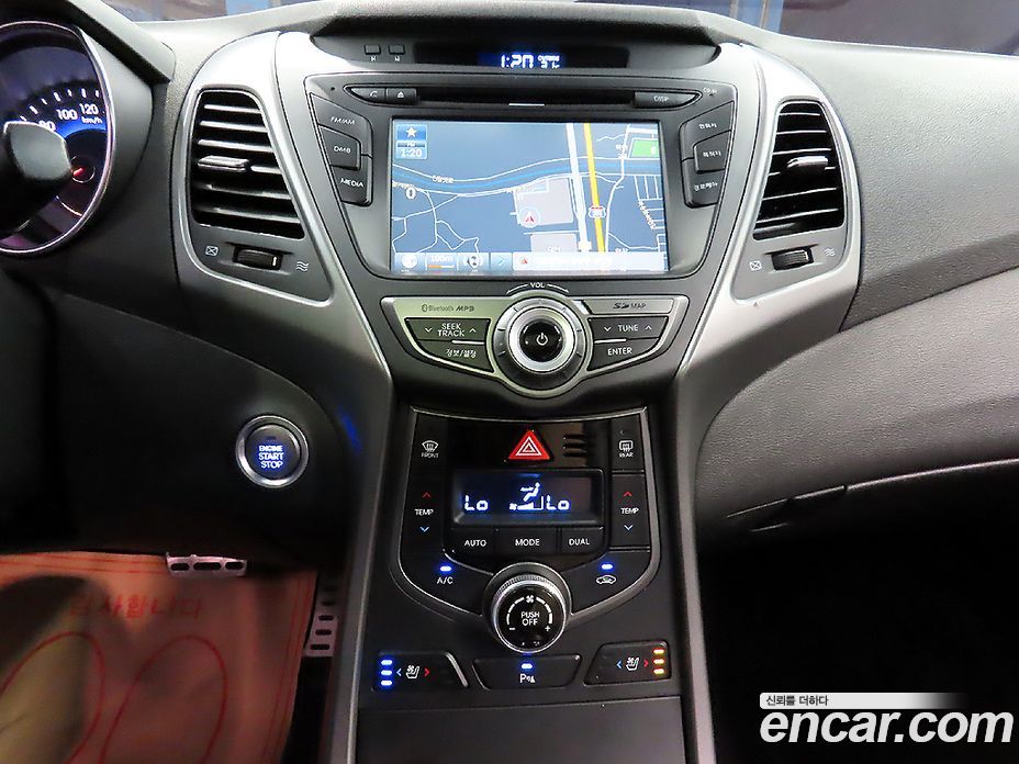 Hyundai The New Avante фото 17