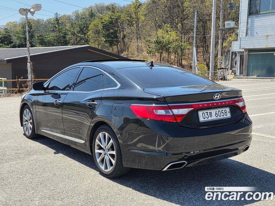 Hyundai Grandeur (HG) фото 6