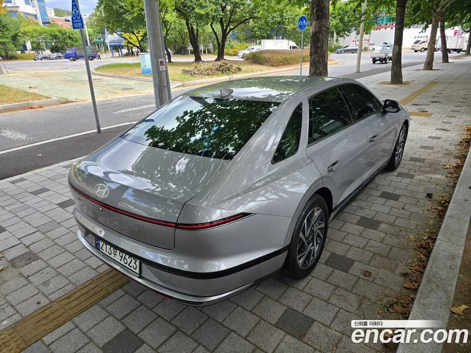 Hyundai Grandeur (GN7) фото 3