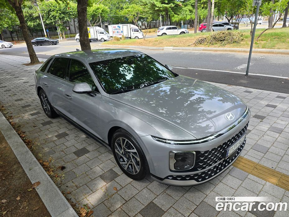 Hyundai Grandeur (GN7) фото 4
