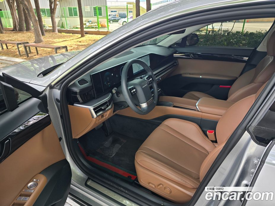 Hyundai Grandeur (GN7) фото 10