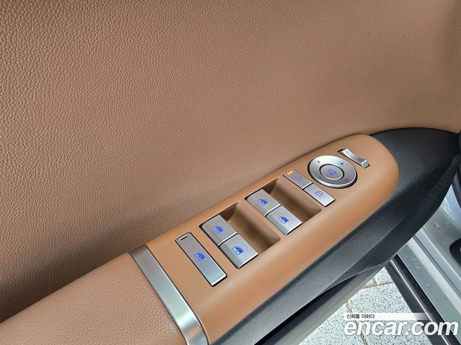 Hyundai Grandeur (GN7) фото 12