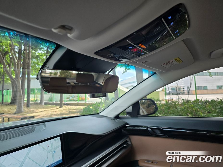 Hyundai Grandeur (GN7) фото 13