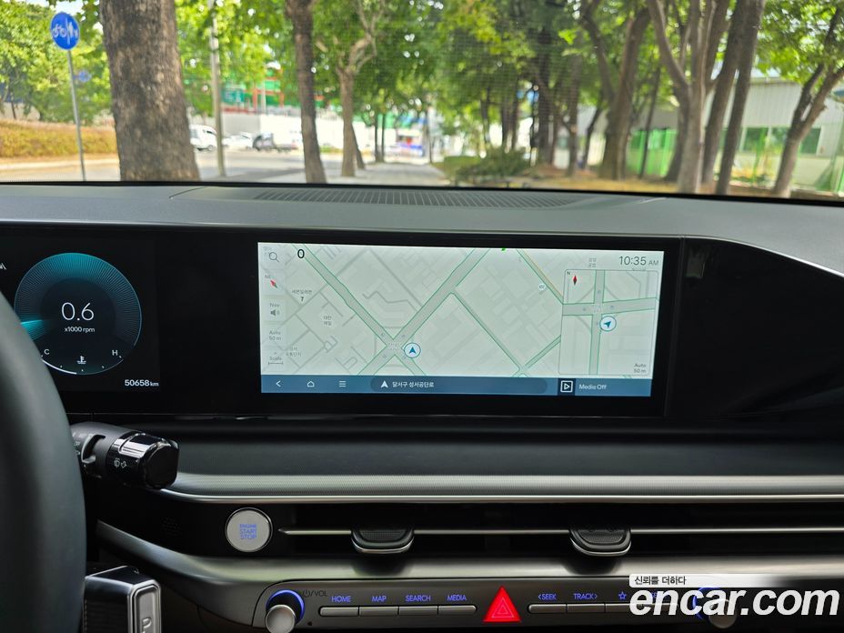 Hyundai Grandeur (GN7) фото 16
