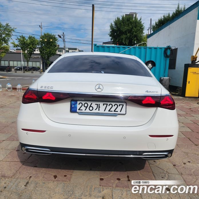 Mercedes-Benz E-Class W214 фото 4