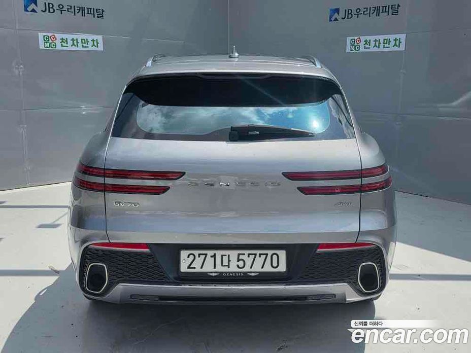 Genesis GV70 фото 6