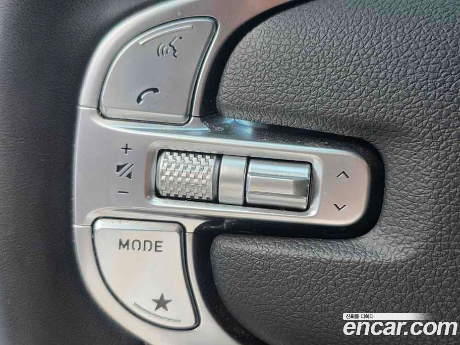 Genesis GV70 фото 11