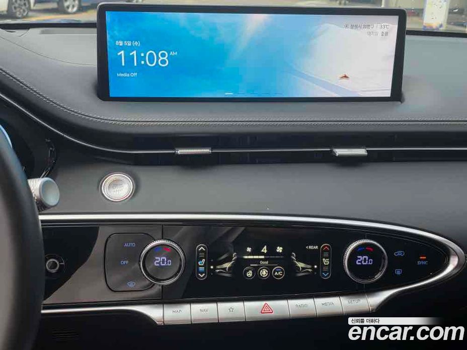 Genesis GV70 фото 14