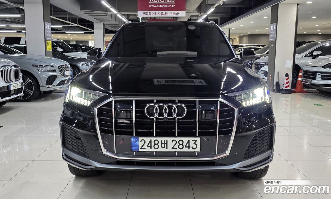 Audi Q7 (4M) фото 2