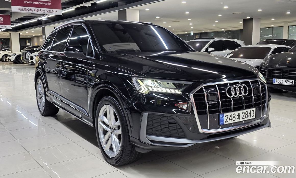 Audi Q7 (4M) фото 4