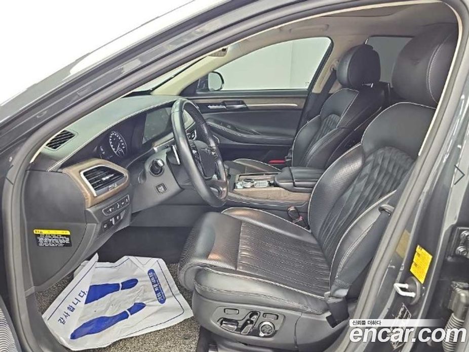 Genesis G90 фото 11