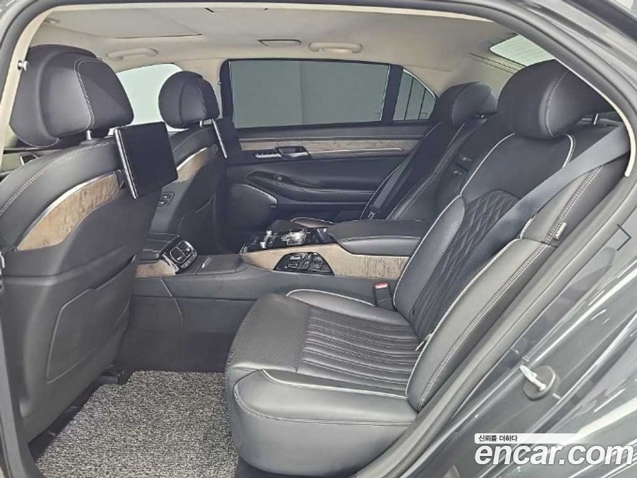 Genesis G90 фото 12
