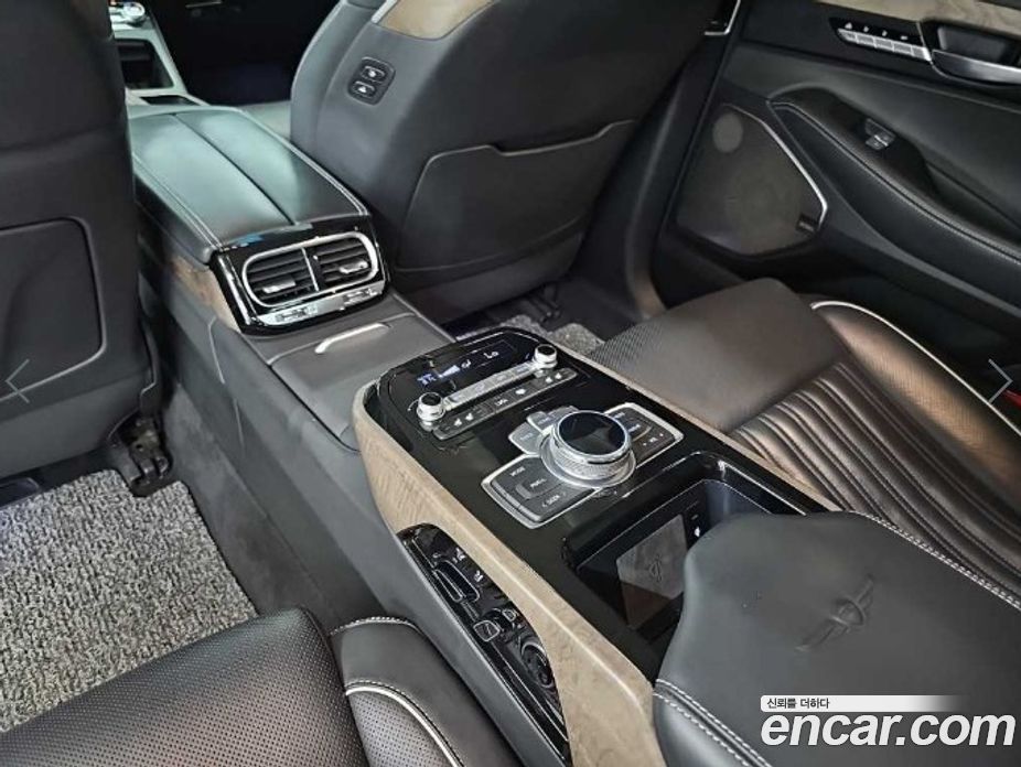 Genesis G90 фото 13