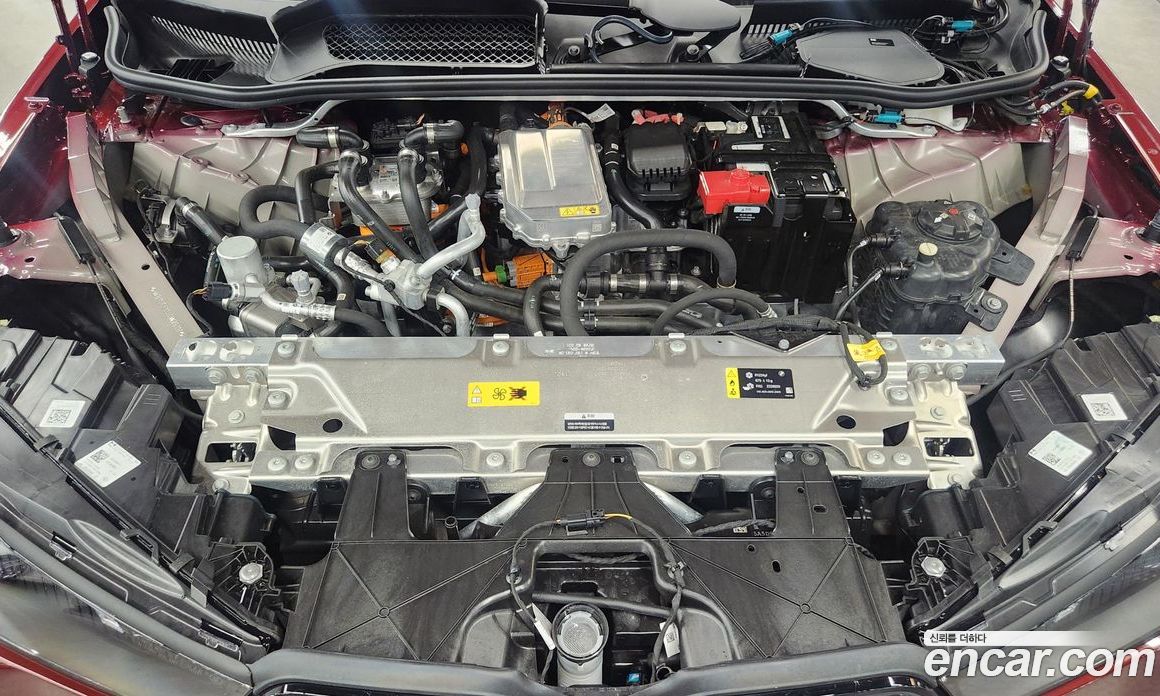 BMW iX фото 6
