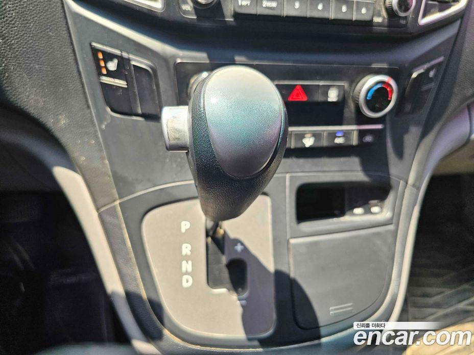 Hyundai Grand Starex фото 16