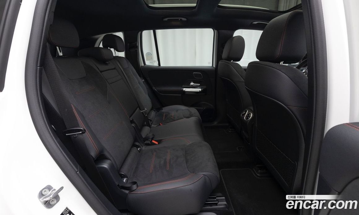 Mercedes-Benz EQB X243 фото 10
