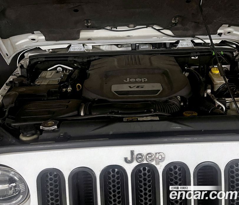 Jeep Wrangler (JK) фото 6