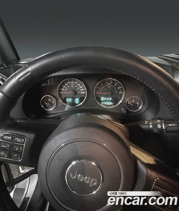 Jeep Wrangler (JK) фото 8