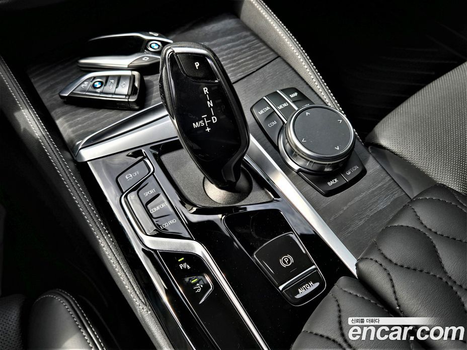 BMW 6-Series GT (G32) фото 9