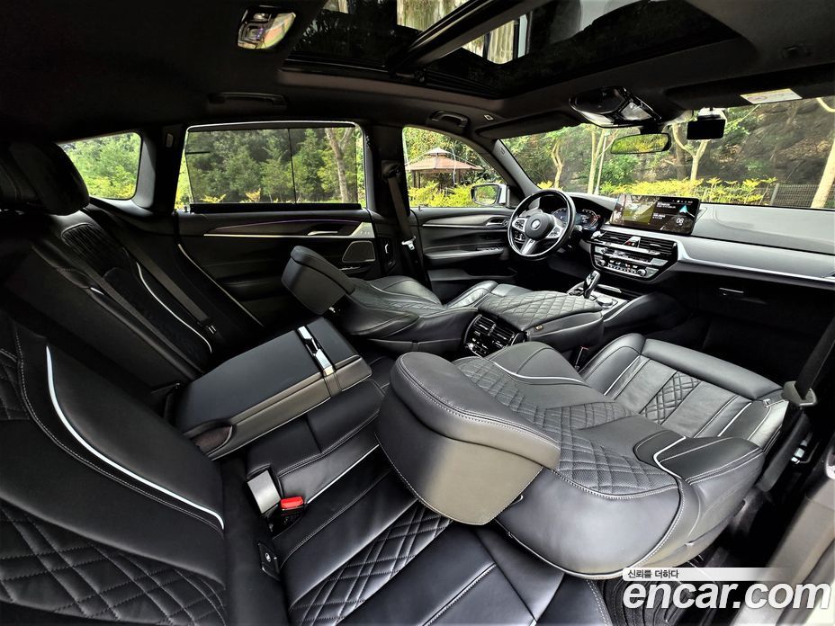 BMW 6-Series GT (G32) фото 10