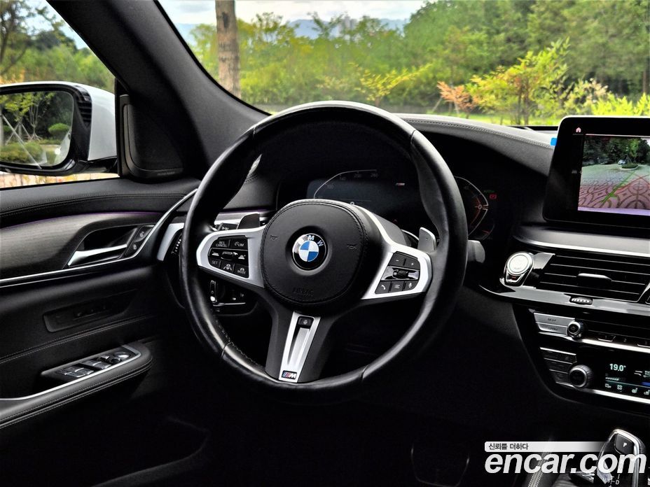 BMW 6-Series GT (G32) фото 12