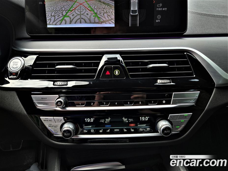 BMW 6-Series GT (G32) фото 16