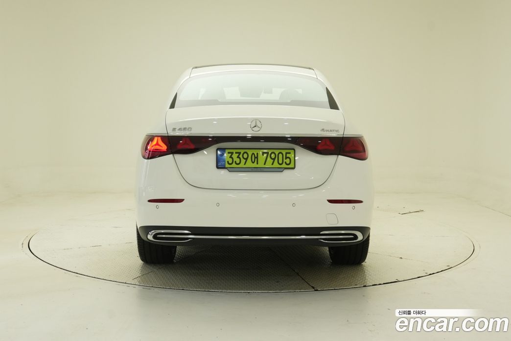 Mercedes-Benz E-Class W214 фото 4