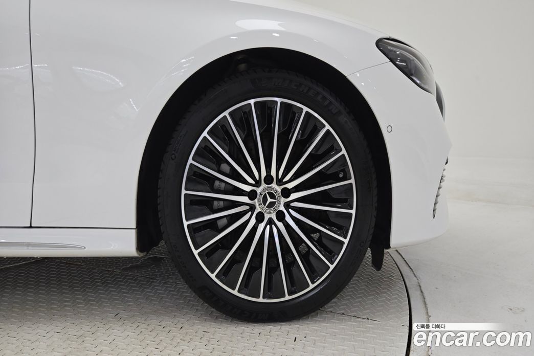 Mercedes-Benz E-Class W214 фото 5