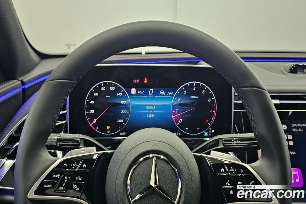 Mercedes-Benz E-Class W214 фото 8
