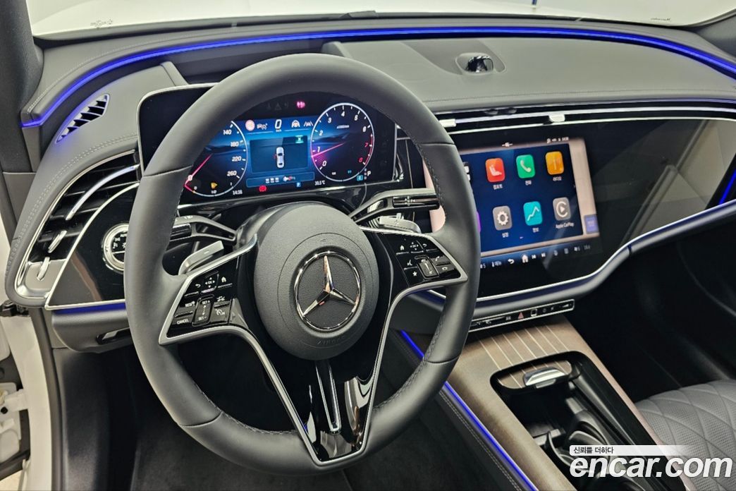 Mercedes-Benz E-Class W214 фото 13