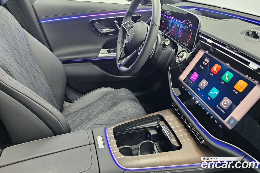 Mercedes-Benz E-Class W214 фото 14