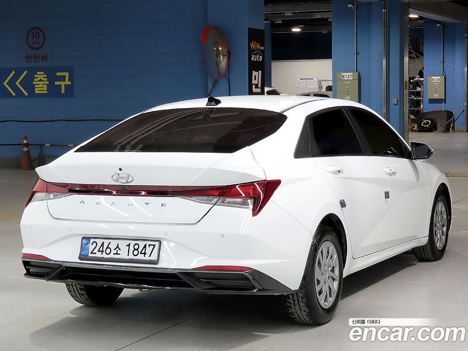 Hyundai Avante (CN7) фото 4