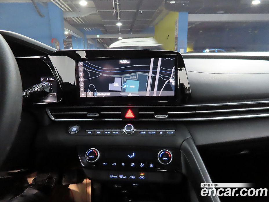 Hyundai Avante (CN7) фото 12