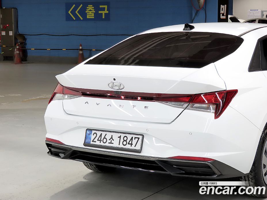 Hyundai Avante (CN7) фото 17