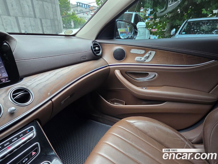Mercedes-Benz E-Class W213 фото 19