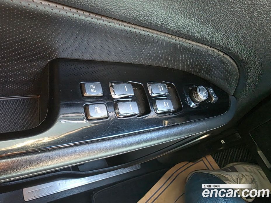 SsangYong (KG Mobility) Rexton 4th Gen фото 14