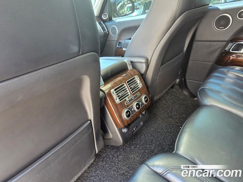 Land Rover Range Rover 4th Gen фото 9