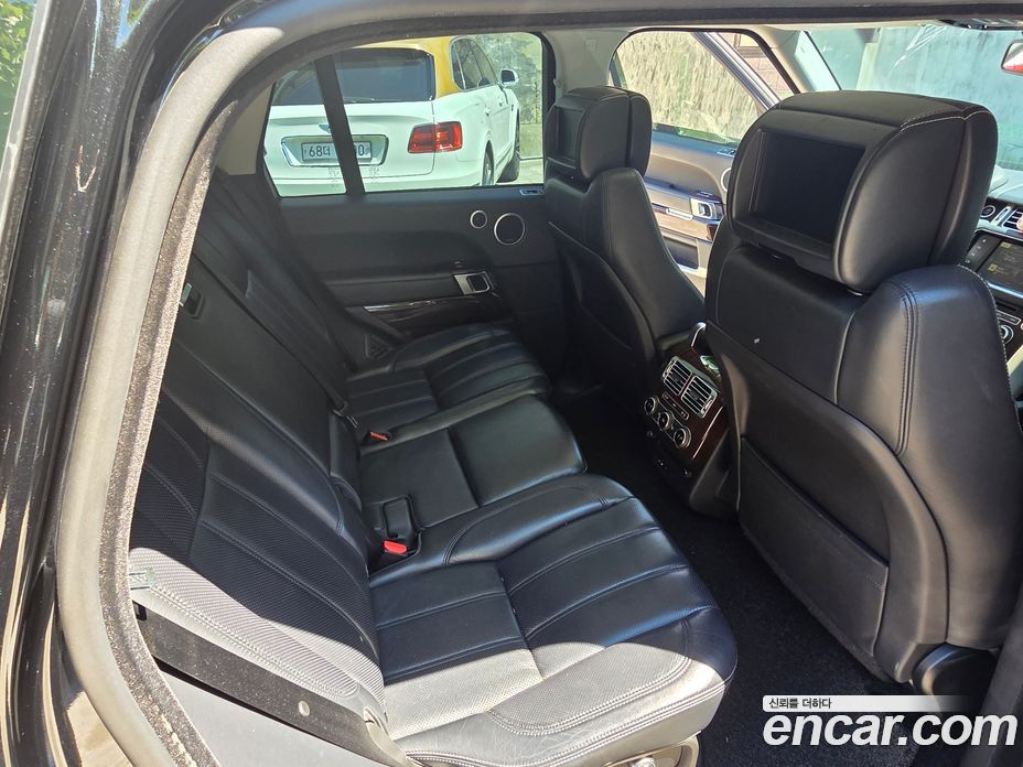 Land Rover Range Rover 4th Gen фото 14