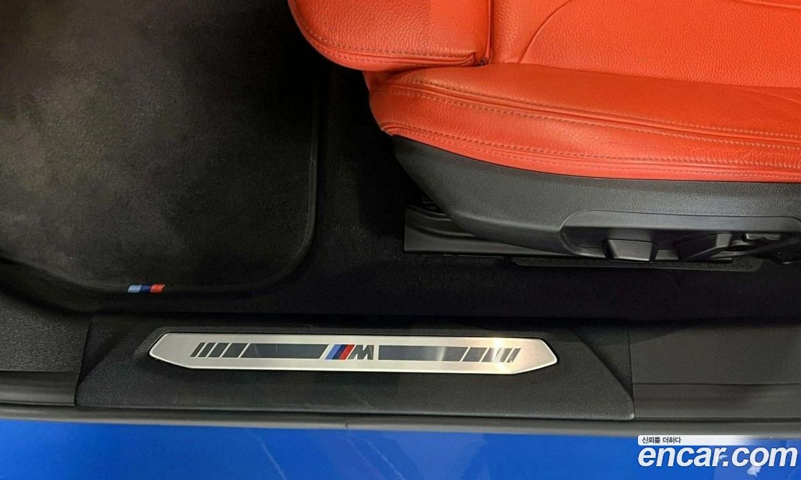 BMW 1-Series (F40) фото 13