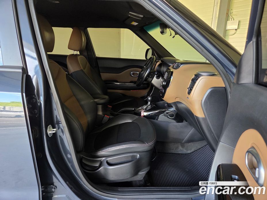 Kia Soul 2nd Gen фото 13