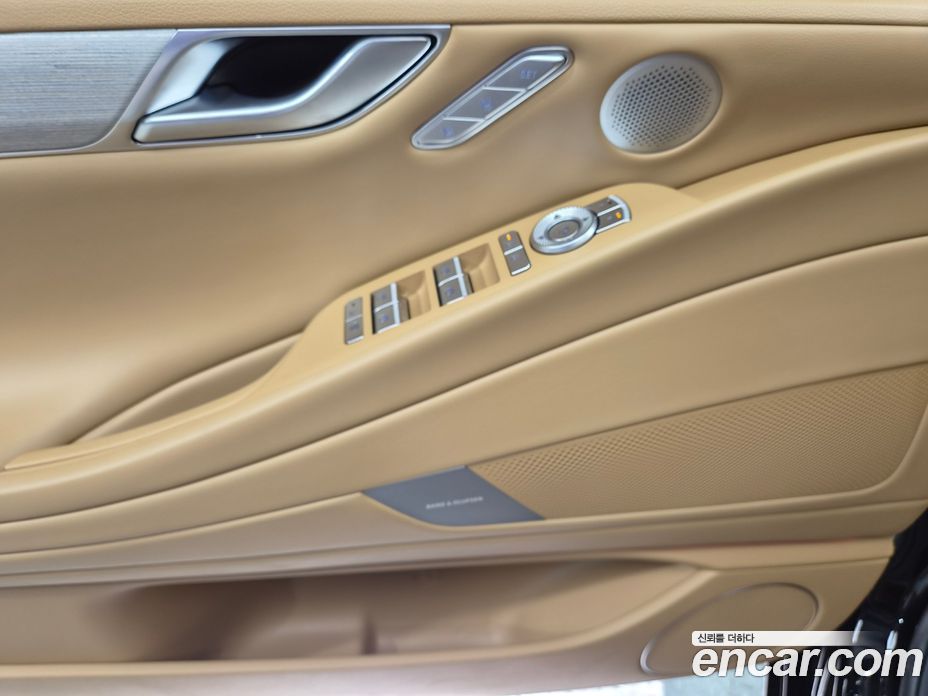 Genesis G80 (RG3) фото 4