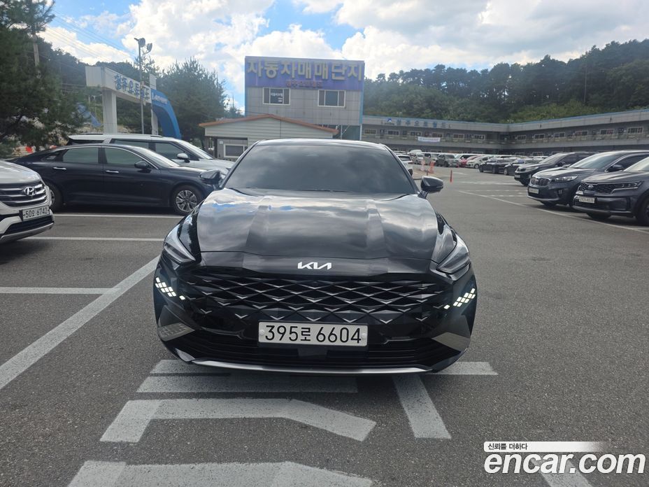 Kia K8 Hybrid