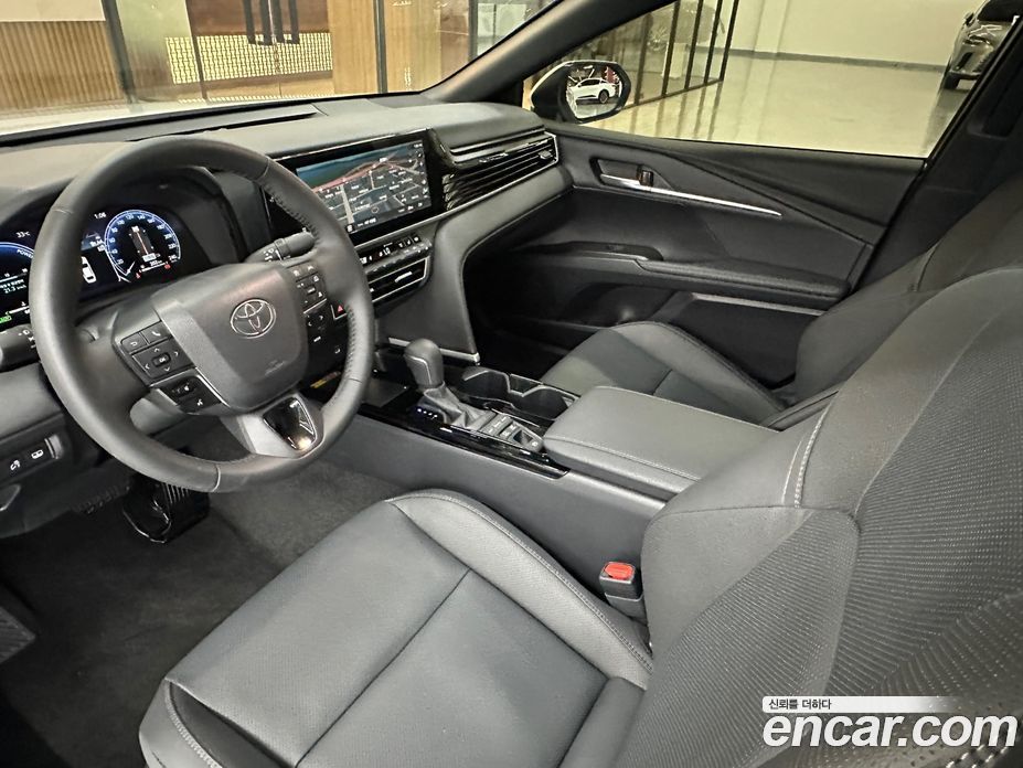 Toyota Camry (XV80) фото 7