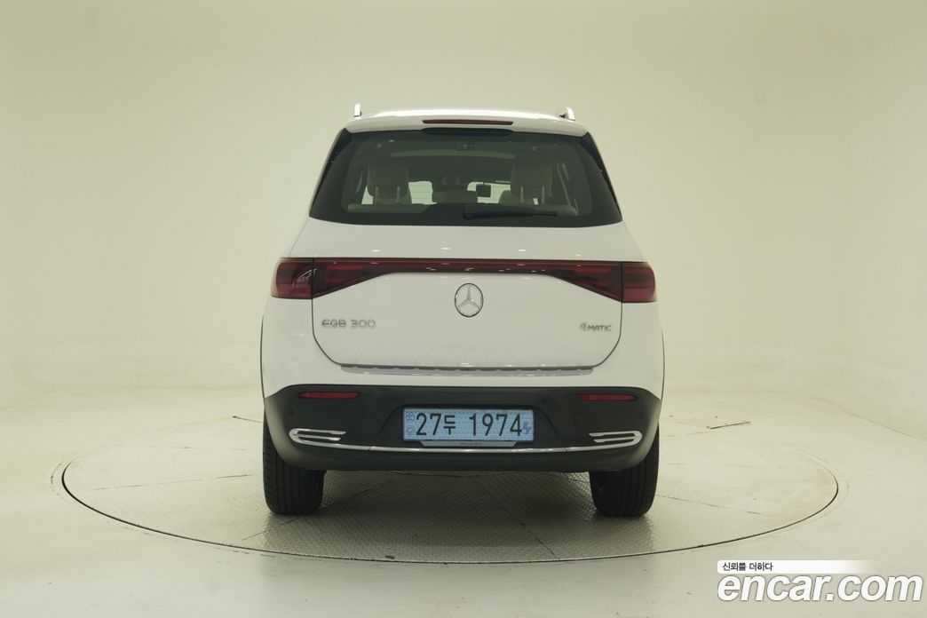 Mercedes-Benz EQB X243 фото 4
