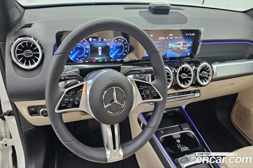Mercedes-Benz EQB X243 фото 13